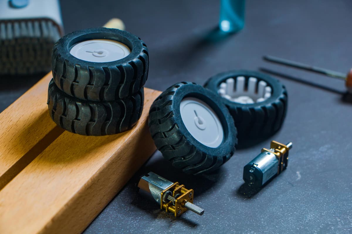 Discovery Robotopia: 3D AI NPCs Redefine Real-Time Conversations